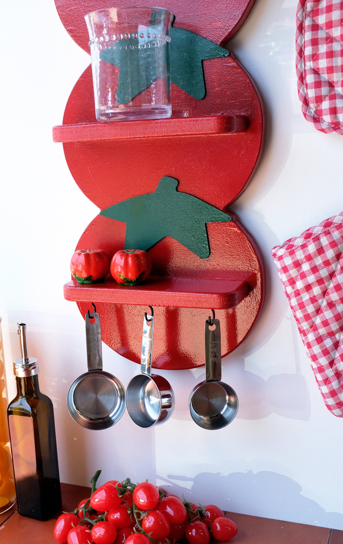 Tomato Shelf (Closed until next year)