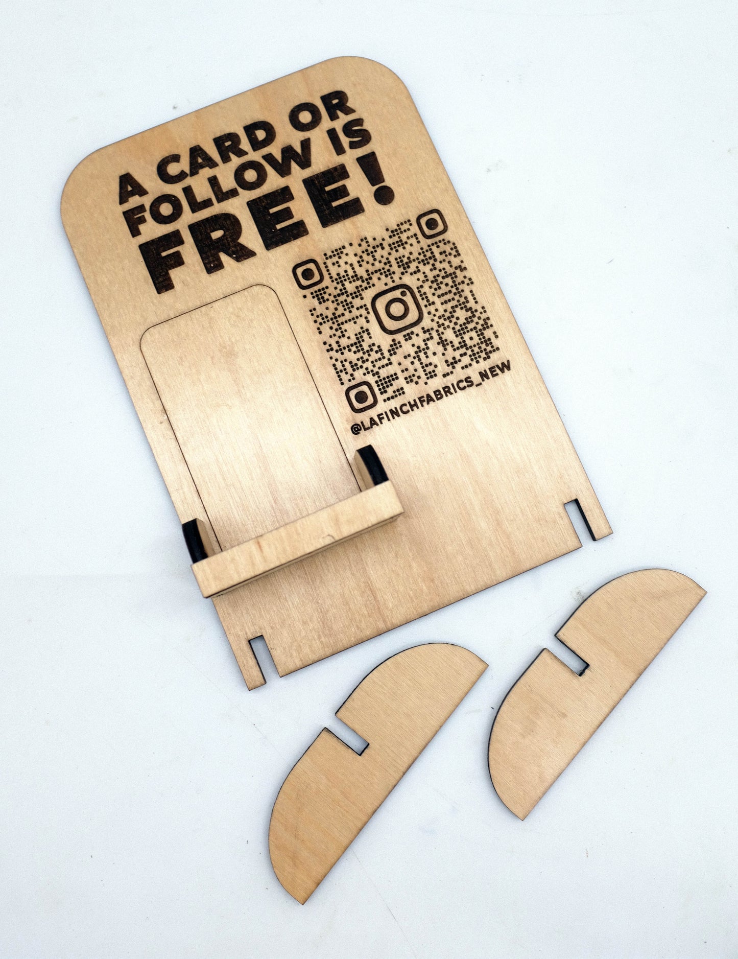 CARD HOLDER W/ QR CODE SCANNER