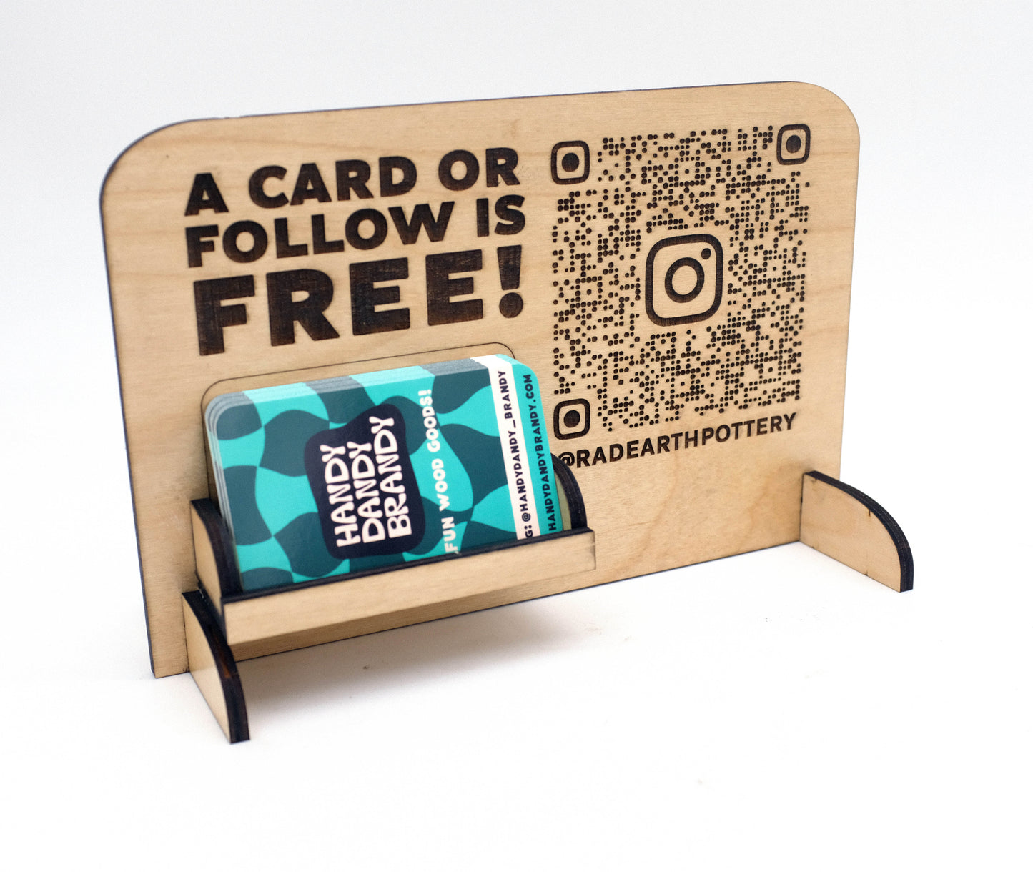 CARD HOLDER W/ QR CODE SCANNER