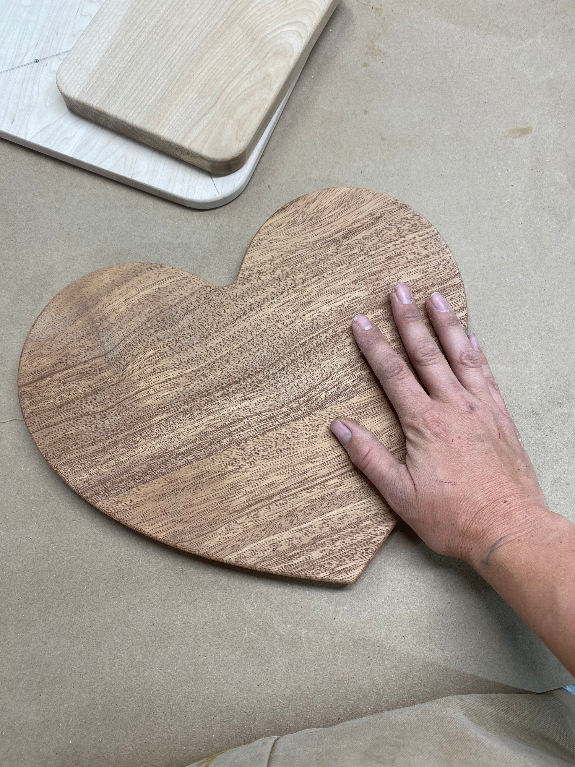 heart shaped cutting board