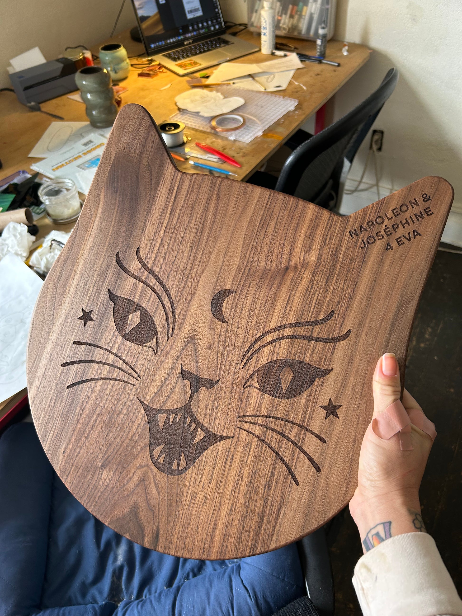 cat shaped cutting board